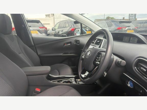 Toyota Prius Saloon Silver #12