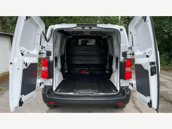 Toyota PROACE 1.5D Icon Medium Panel Grey #33