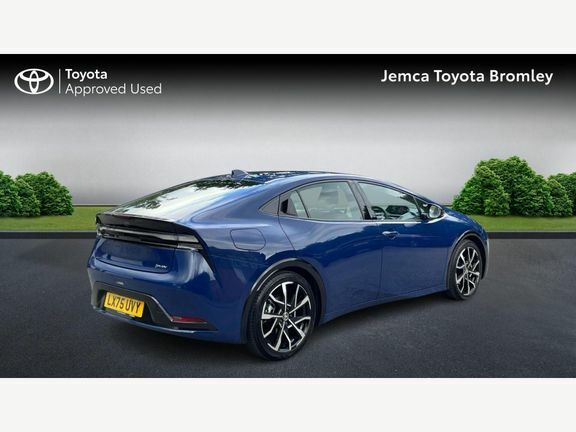 Toyota Prius Excel #2