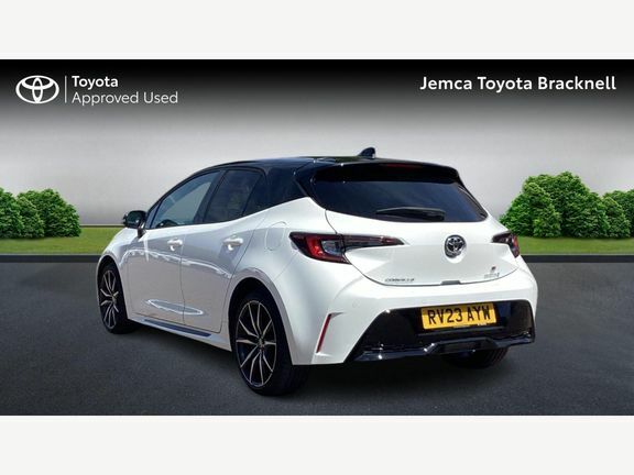 Toyota Corolla Gr Sport 1.8 Hb Bi-tone RV23AYW White #4