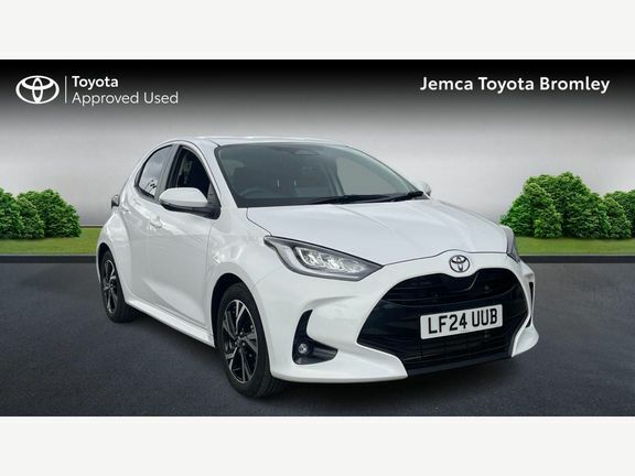 Toyota Yaris Design White