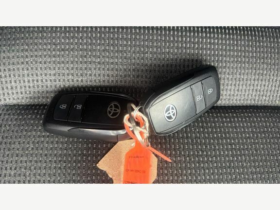 Toyota bZ4X Vision Silver #26