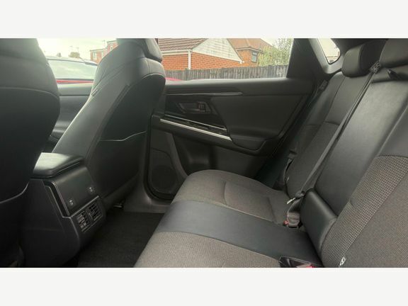 Toyota bZ4X Vision Silver #15