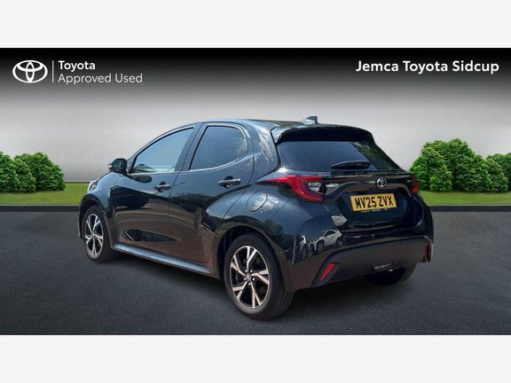 Toyota Yaris Design MV25ZVX Black #4