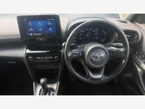Toyota Yaris Cross Excel Fwd Pan Roof White #6