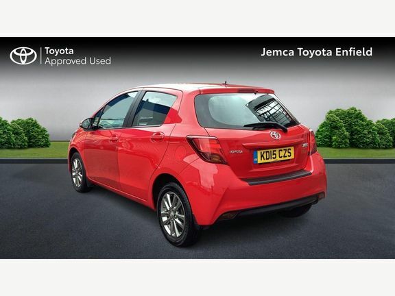 Toyota Yaris Icon 1.33Cvt Red #4