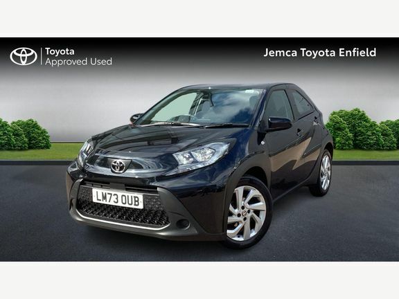 Toyota Aygo X Pure Automatic LM73OUB Black #3