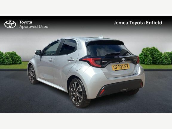 Toyota Yaris Design CF73LFX Silver #4