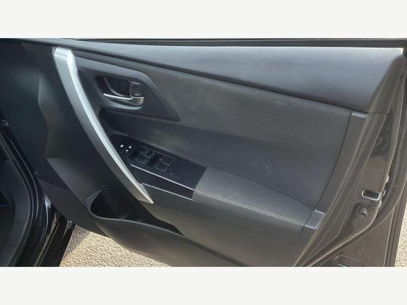 Toyota Auris 1.8 Hybrid Excel Cvt Hatchback Blue #30