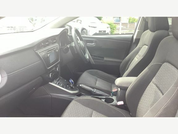 Toyota Auris 1.8 Vvt-h Icon Touring Sports Cvt Euro 5 Ss Black #5