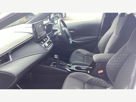 Toyota Corolla Icon 1.8 Hb White #5