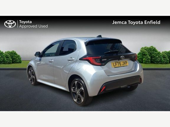 Toyota Yaris Excel Silver #4