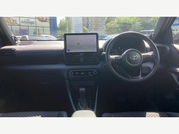 Toyota Yaris Premiere Edition Silver #5