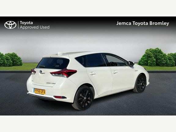 Toyota Auris 1.8 Vvt-h Excel Cvt Euro 6 Ss FP66UFA White #2