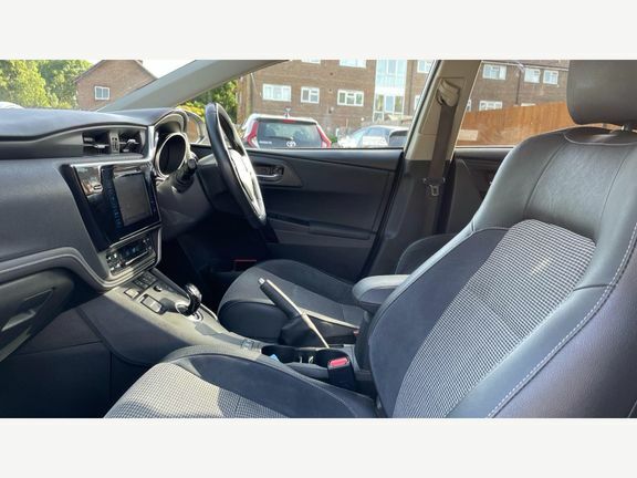 Toyota Auris 1.8 Vvt-h Excel Cvt Euro 6 Ss FP66UFA White #5