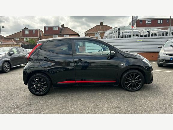 Toyota Aygo X X-style Red #20