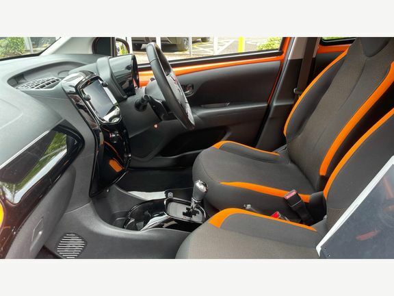 Toyota Aygo X X-cite X-s Bitone #5