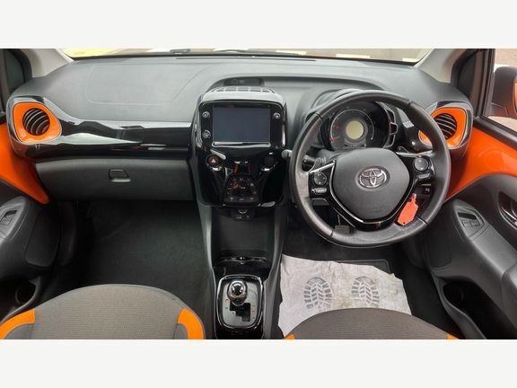 Toyota Aygo X X-cite X-s Bitone #6