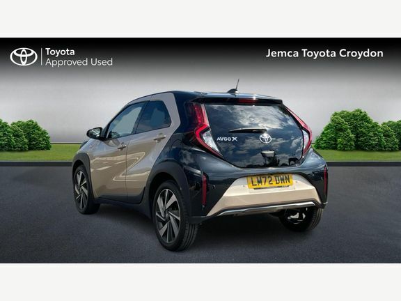 Toyota Aygo X Exclusive Automatic Beige #4