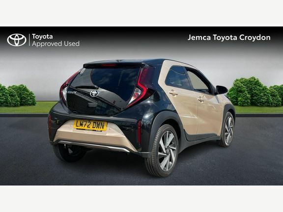Toyota Aygo X Exclusive Automatic Beige #2