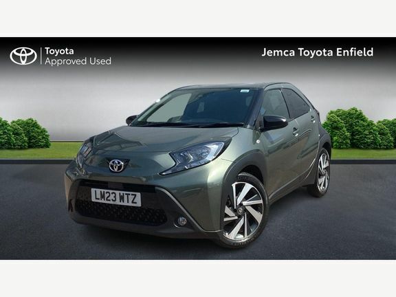 Toyota Aygo X Edge Manual LM23WTZ Green #3