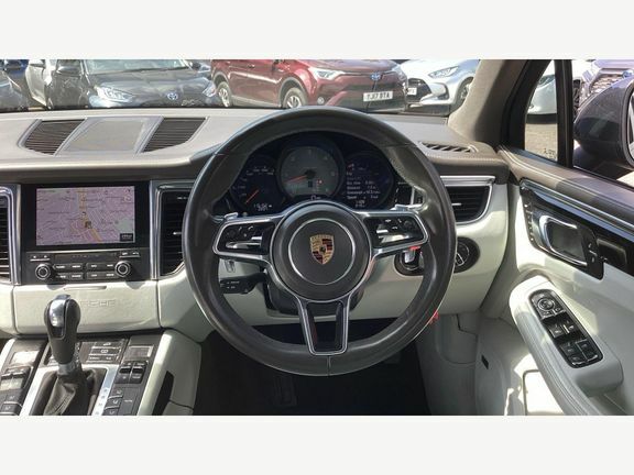 Porsche Macan Suv 3.0 Td V6 S 201616 White #7