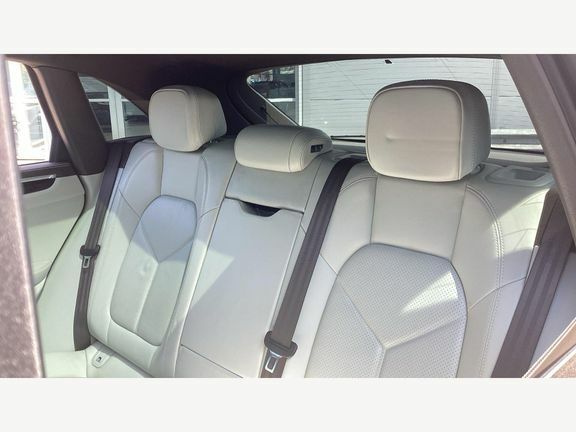 Porsche Macan Suv 3.0 Td V6 S 201616 White #36