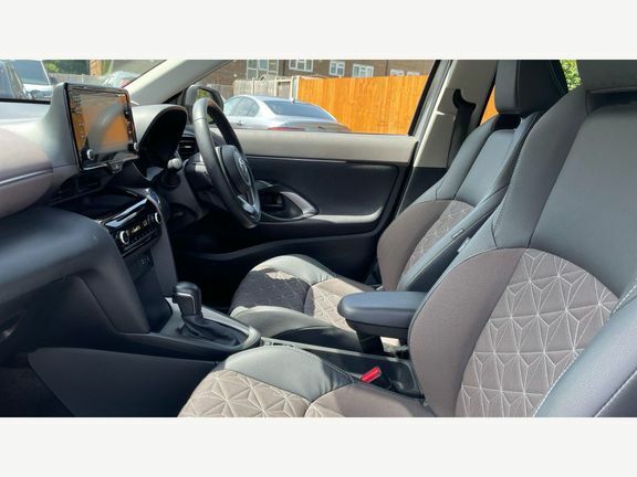 Toyota Yaris Cross 1.5 Vvt-h Excel E-cvt Euro 6 Ss Silver #5