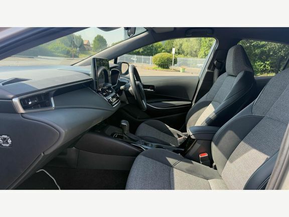 Toyota Corolla Design 1.8 Hb RO75OXC Silver #5