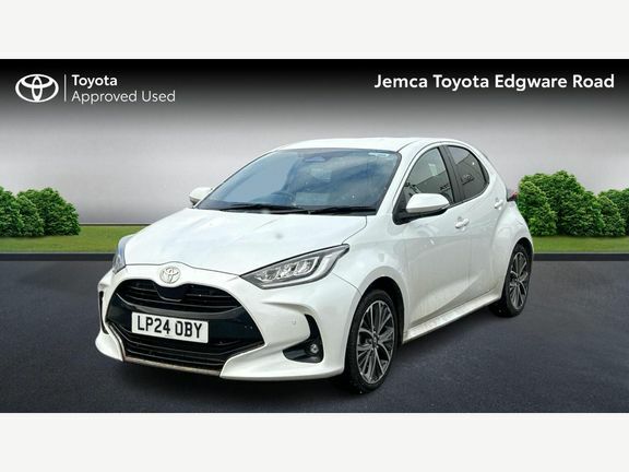 Toyota Yaris Excel White #3