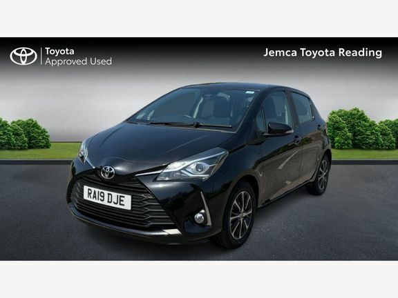 Toyota Yaris 1.5 Vvt-i Icon Tech Cvt Euro 6 Black #3