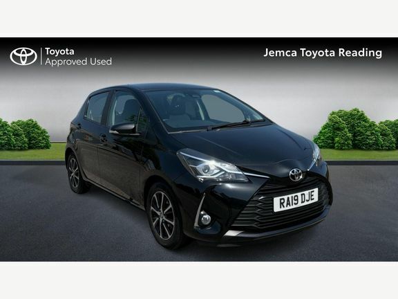 Toyota Yaris 1.5 Vvt-i Icon Tech Cvt Euro 6 Black