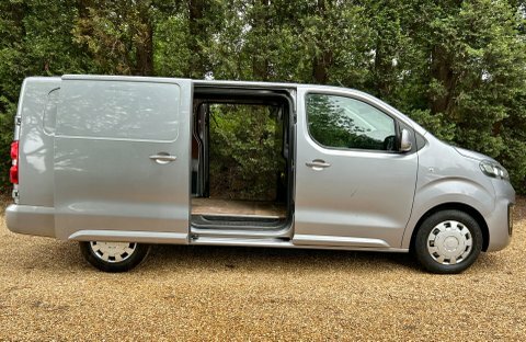 Vauxhall Vivaro Sportive 2900 L2 DY70BNL Grey #4