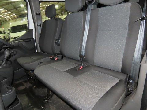 Vauxhall Movano 3500 L2 H2 White #3