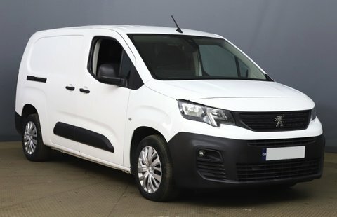 Peugeot Partner Professional Premium 850 White