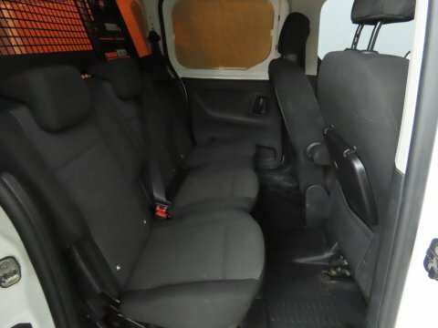 Peugeot Partner Professional Premium 850 White #6