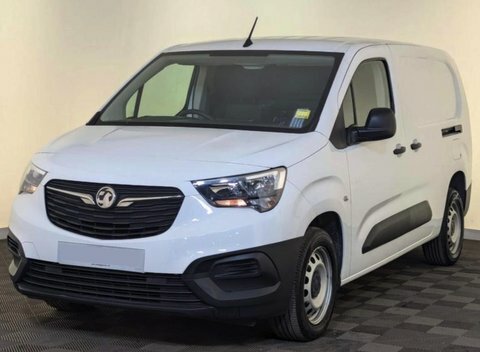 Vauxhall Combo Dynamic 2300 L2 White