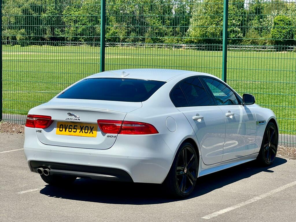 Jaguar XE R-sport Red #7