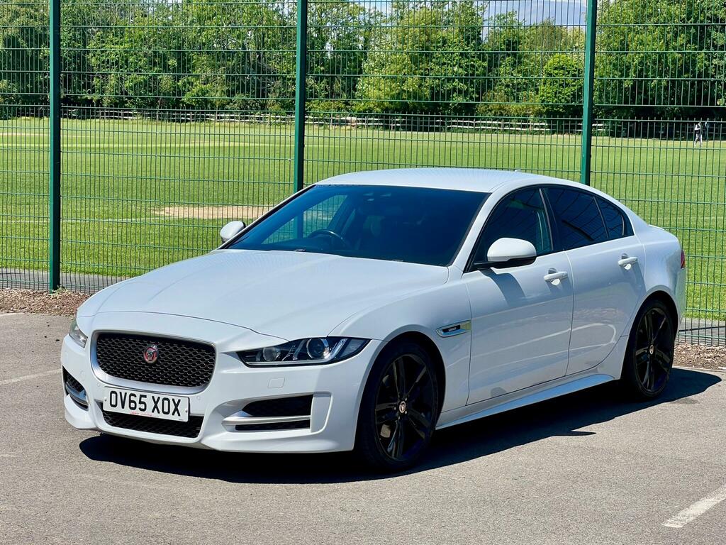 Jaguar XE Diesel White #2