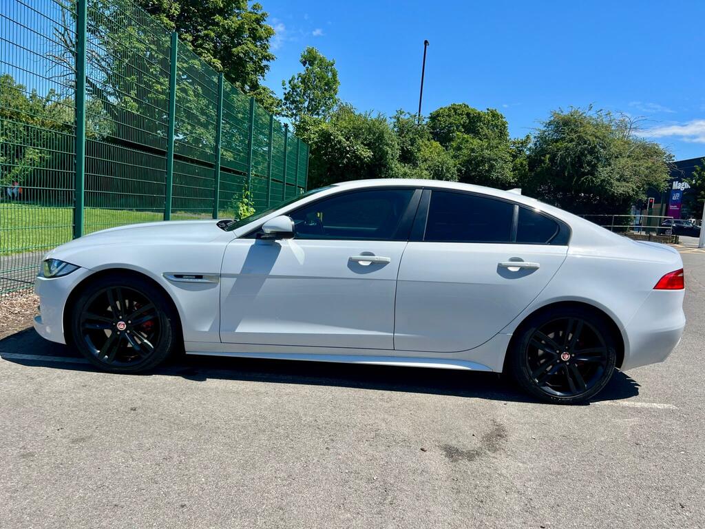 Jaguar XE Diesel White #4