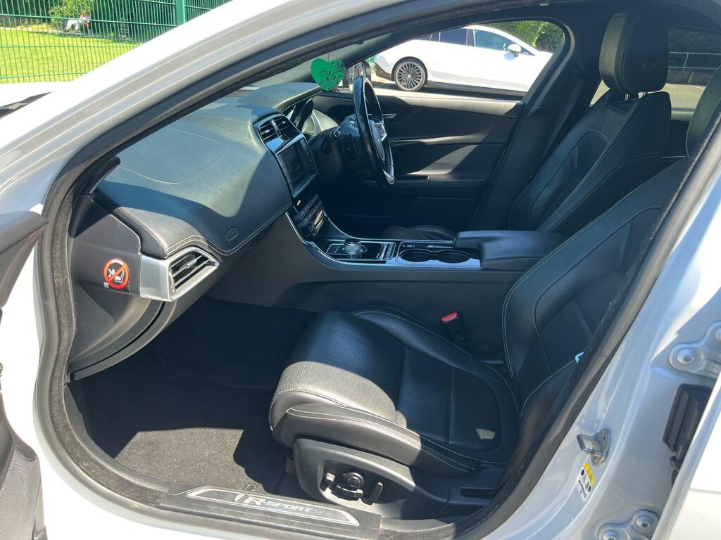 Jaguar XE R-sport Red #13