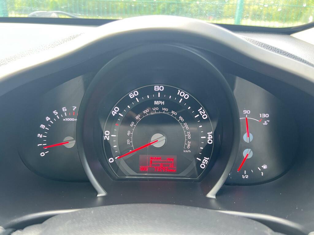 Kia Sportage 1.7L 4 White #10