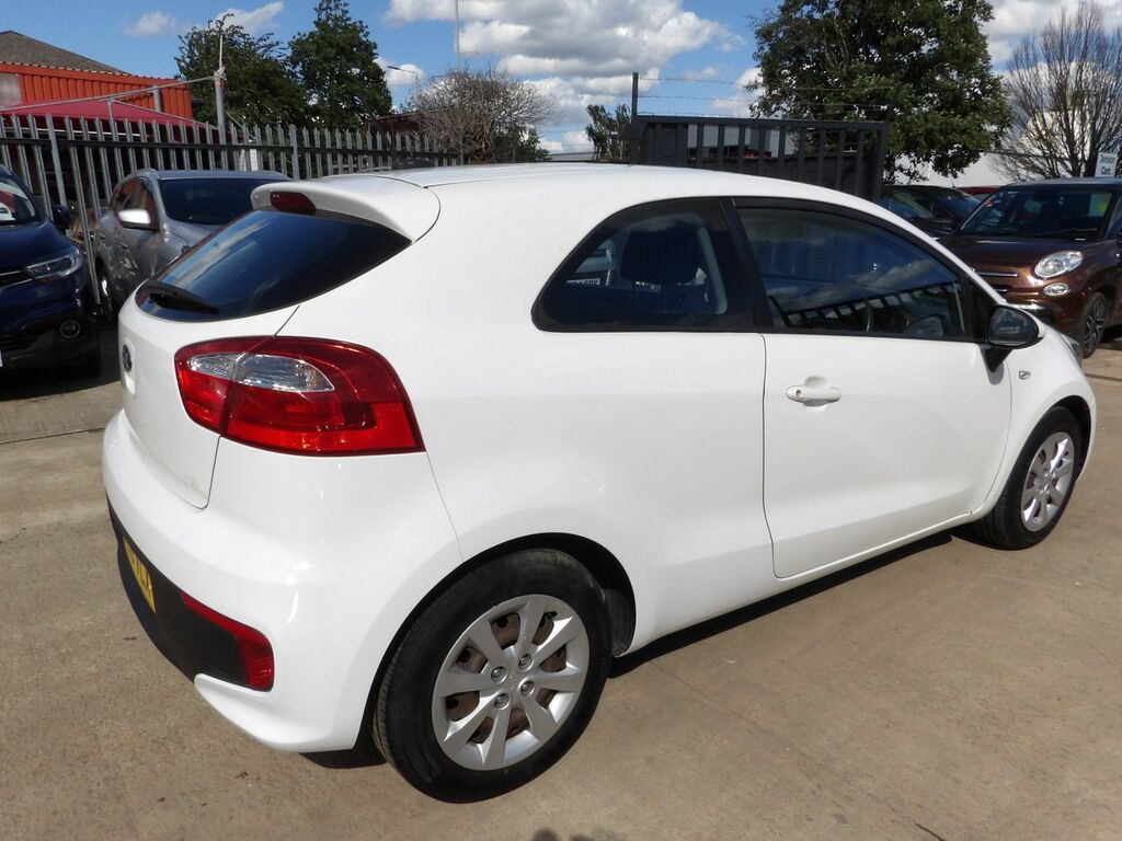 Kia RIO 1.25 1 Hatchback Euro 6 84 Bhp DE16VLX White #6