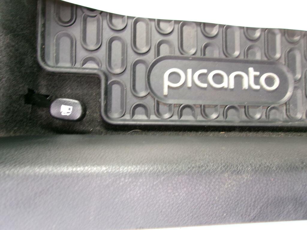 Kia Picanto Picanto Gt-line Silver #34