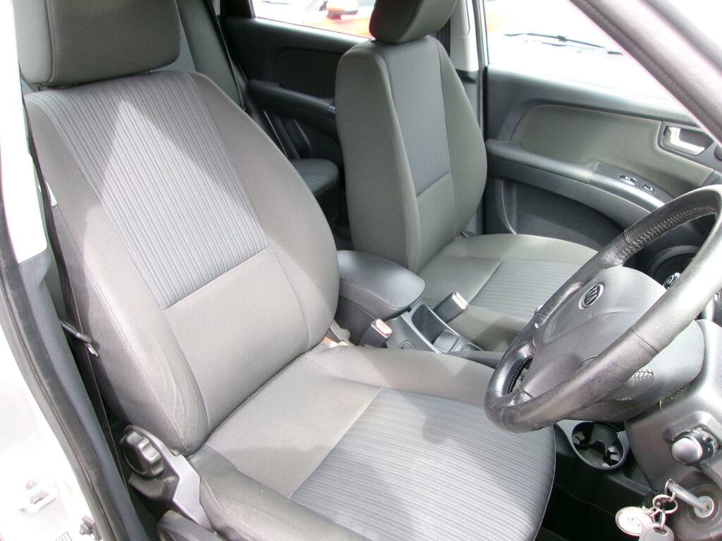 Kia Sportage Xr Black #13