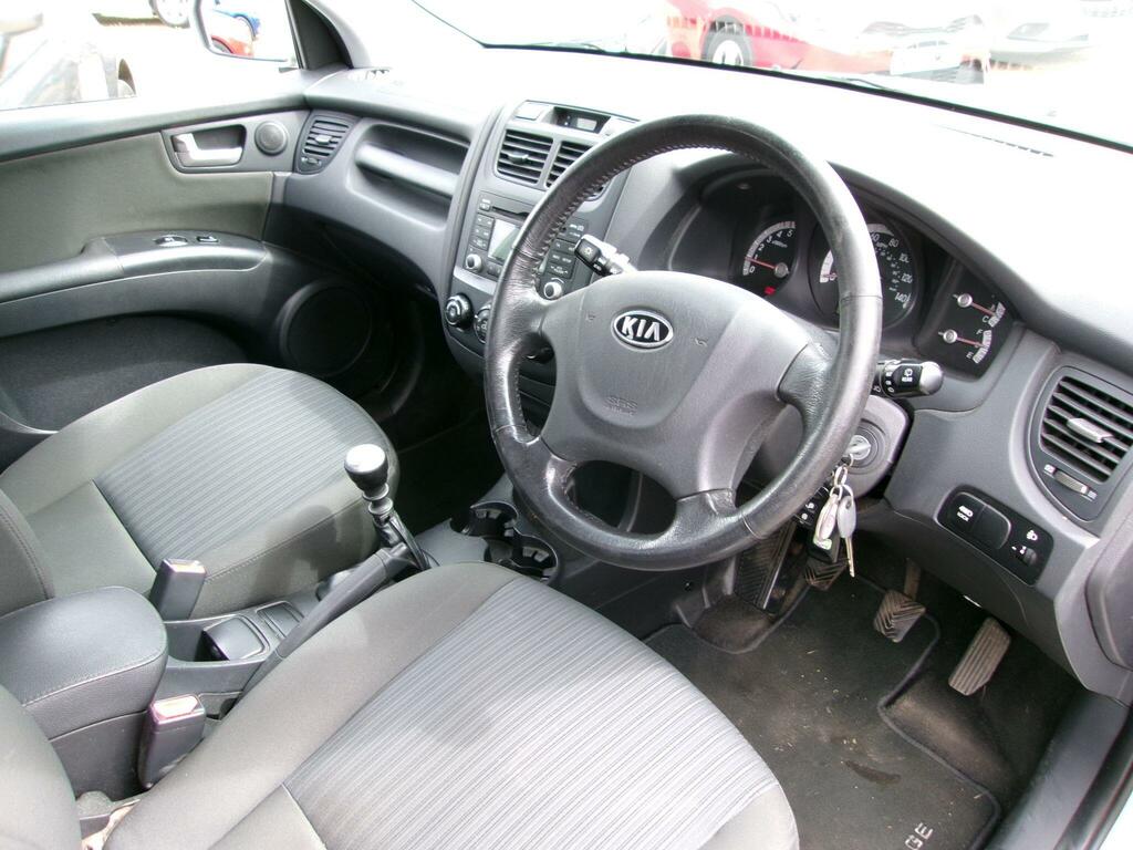Kia Sportage Xr Black #47