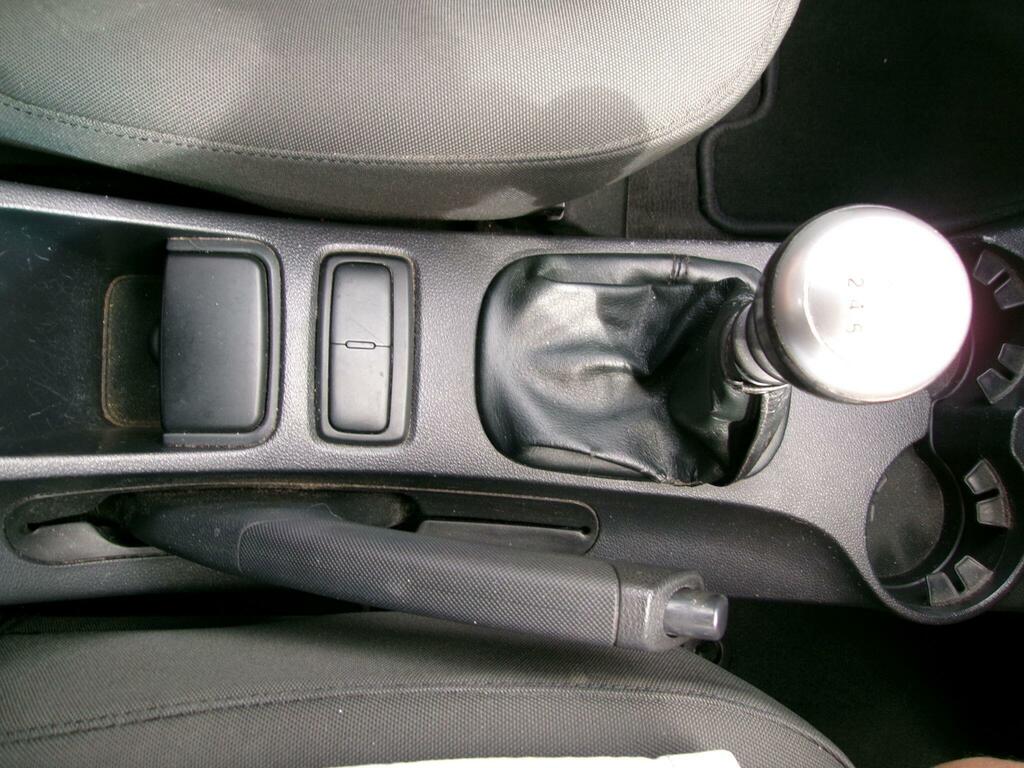 Kia Sportage Xr Black #11