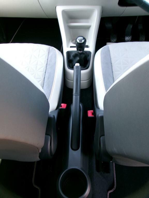 Volkswagen Up Up Tsi Black #13