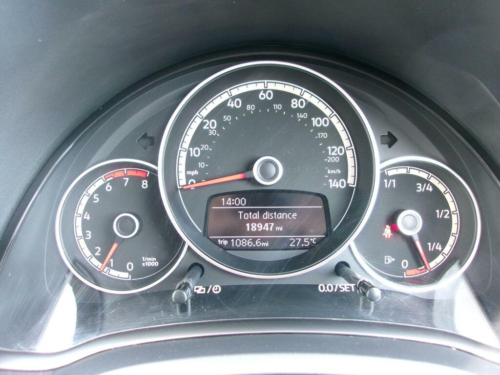 Volkswagen Up Up Tsi Black #31