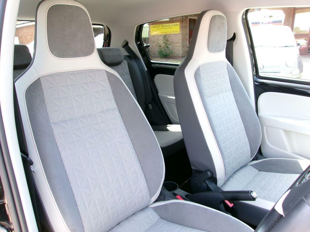 Volkswagen Up Up Tsi Black #15